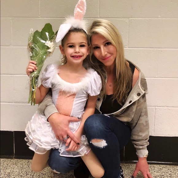 Meet your Posher, Molly - Picture 2 of 2